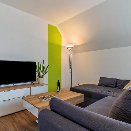 Vordere Alm Apartamento *